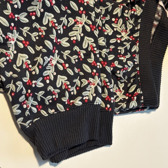 Lc Lauren Conrad Intimates & Sleepwear Set Mistletoe Pj Holly Berry Pattern - Picture 6 of 9